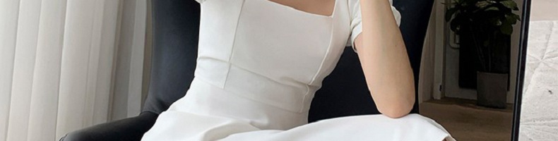 帮手描述图：2022夏季新款复古赫本风小黑裙胖妹妹收腰显瘦方