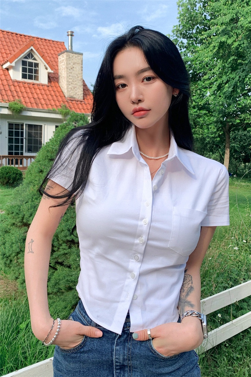 复制_2024年新款短款衬衫女纯色韩版漏脐爆款.jpg